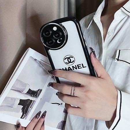 iphone 15プロ 薄型 chanel シャネル iphone 15プロ