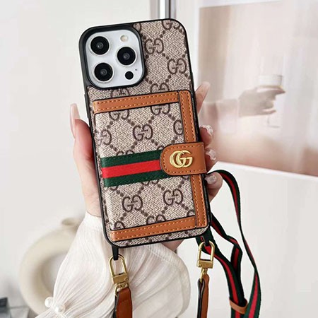 gucci アイフォン 15pro maxケース カード収納