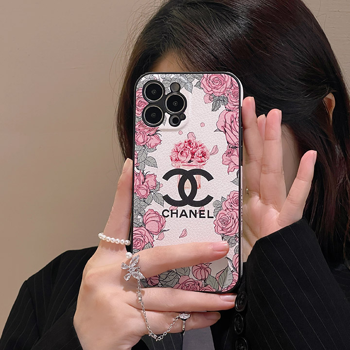 iphone 15pro max 携帯ケース 女性愛用 chanel シャネル